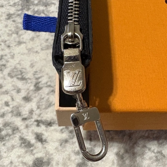 Louis Vuitton Key Pouch Monogram Black Animal Print Zipper Coin Card Holder - Picture 7 of 13